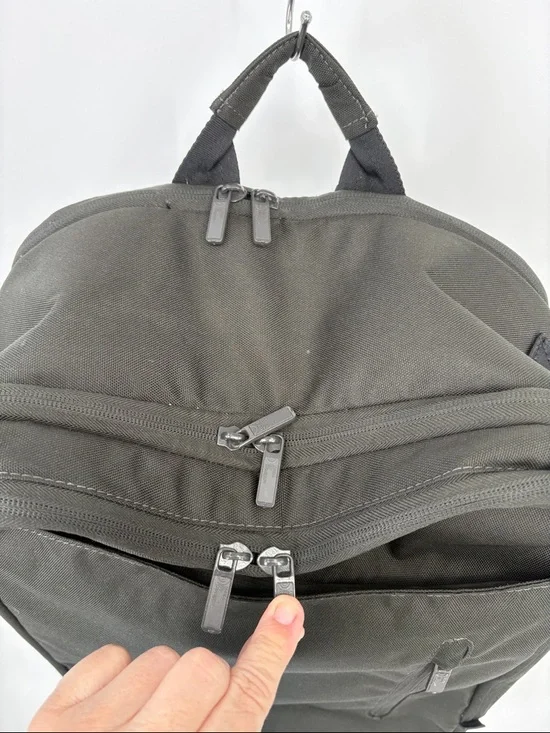⛵️ Made By Design Black Streamlined Backpack three big compartments - Picture 3 of 10